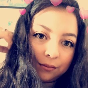 Meet your Posher, Dalia